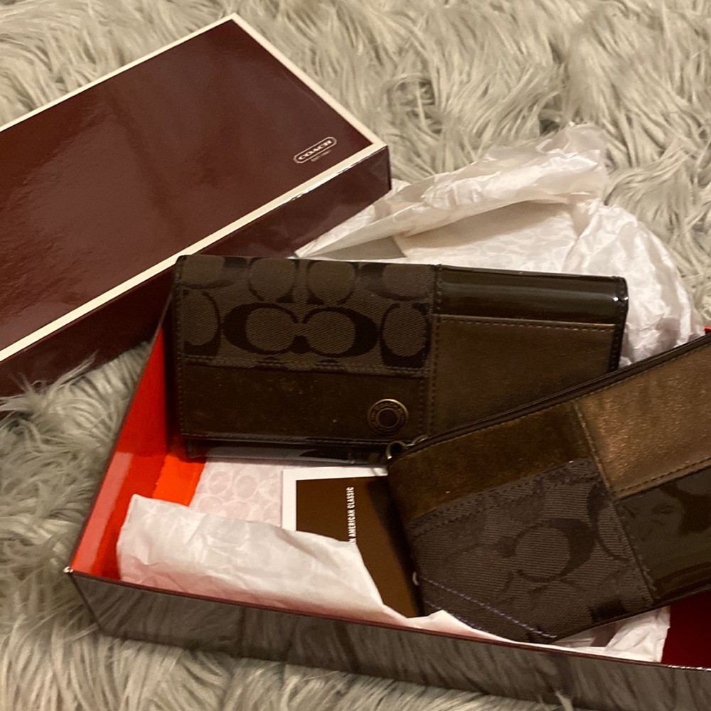Coach wallet and matching pouch